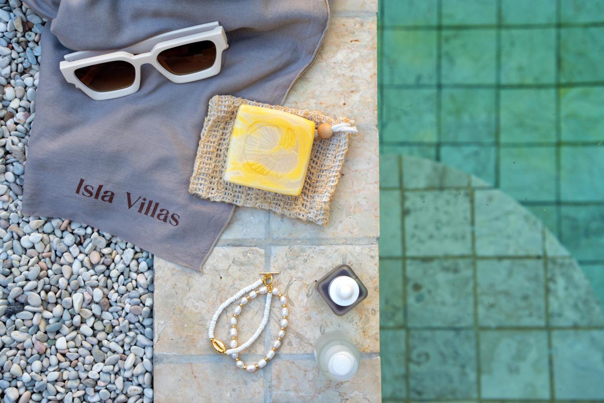 Isla Villas - Private Boutique Villas غيلي تراوانغان المظهر الخارجي الصورة